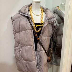 Free People Gray Quilted Puffer Vest - Sleeveless Coat